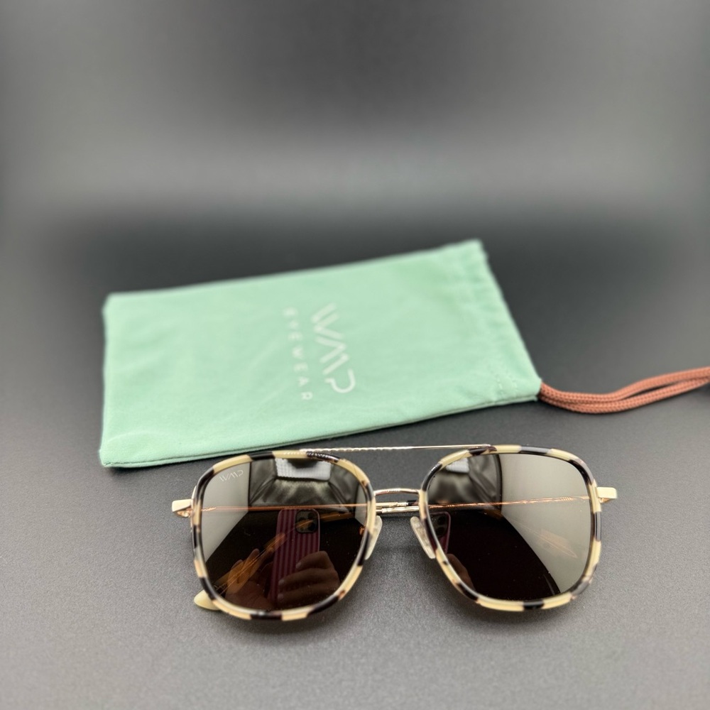 Chic Tortoise Shell Sunglasses